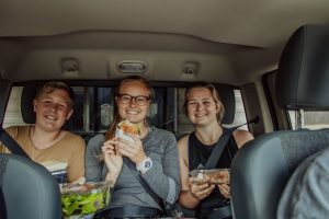 09.07.19 Lunch in the car-3
